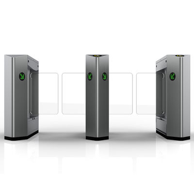 Porta giratória de balanço IP54 Protegida para operação interior/exterior com passagem de 600 mm